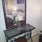Loukia 아파트 *